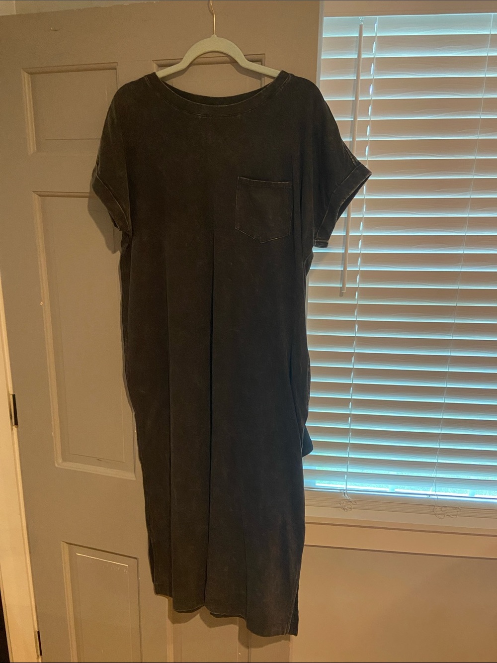 Zenana Black Acid Wash Midi Dress, L - Picture 2 of 9